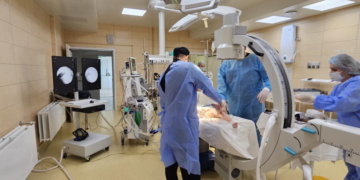 В РММЦ впервые проведена реконструкция тазобедренного сустава ребенку с ДЦП